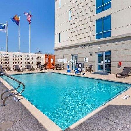 Holiday Inn Express & Suites - Phoenix Dwtn - State Capitol By Ihg מראה חיצוני תמונה